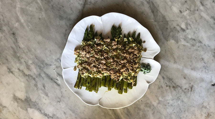 Espárragos con salsa gribiche