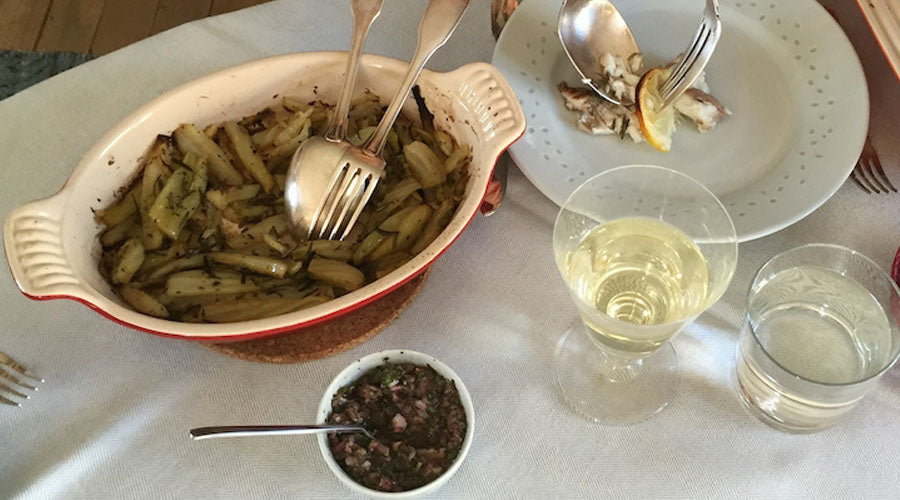 Hinojo al horno con salsa verde