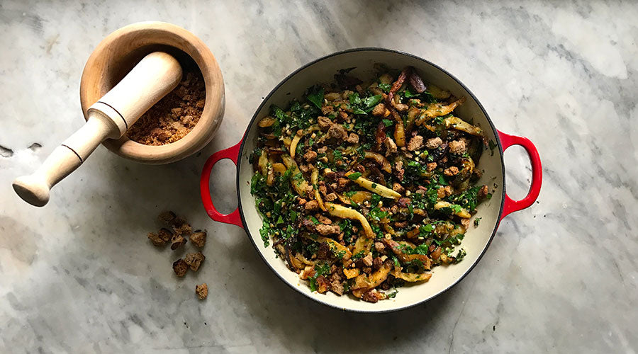 Chirivías asadas con picada de avellanas