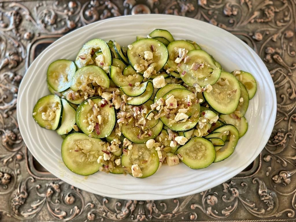 Ensalada de calabacín y queso feta