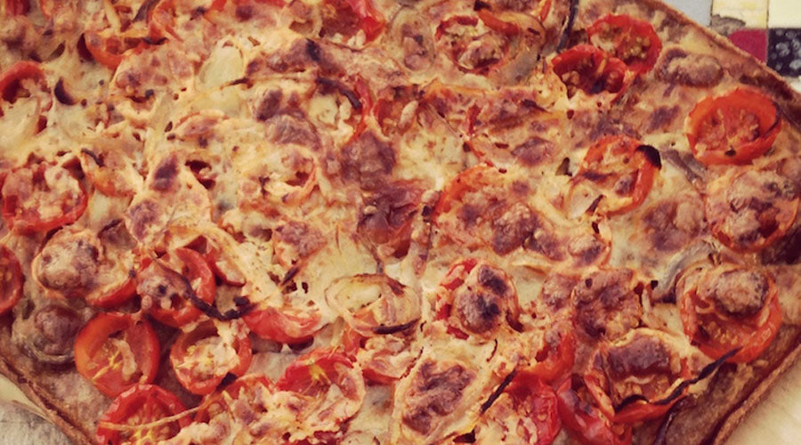 Pizza de Harina Integral con Tomates Cherry