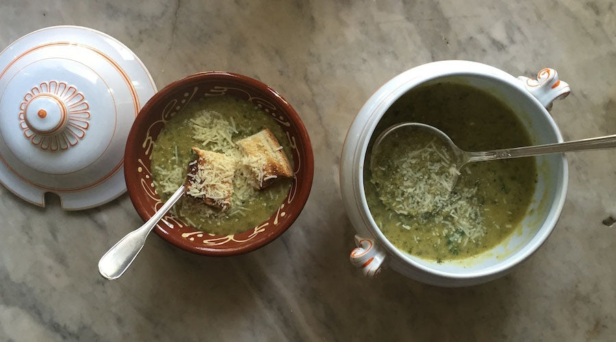 Receta de sopa de kale con garbanzos y limón