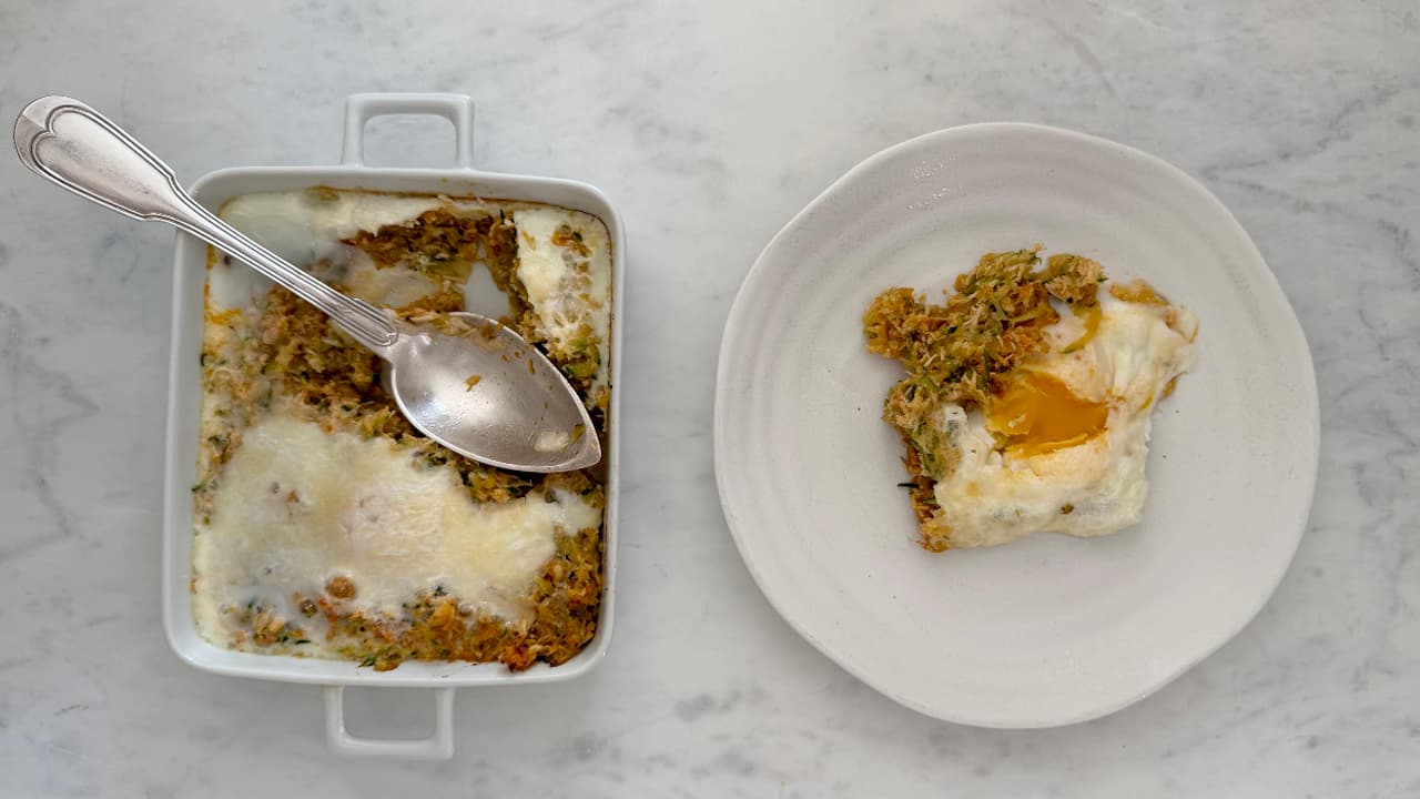 Huevos al plato con pechuga. Cena proteica 3